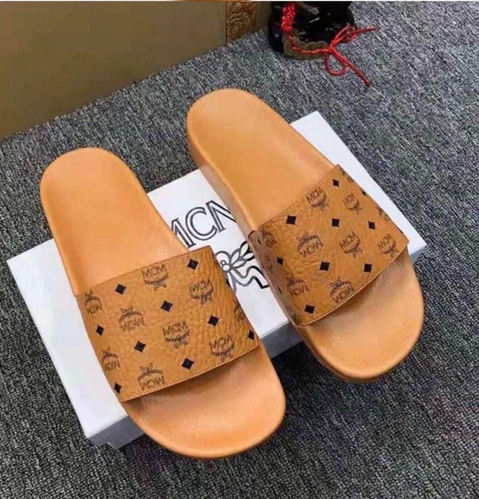 MCM Slides Heel2toe Shoetique